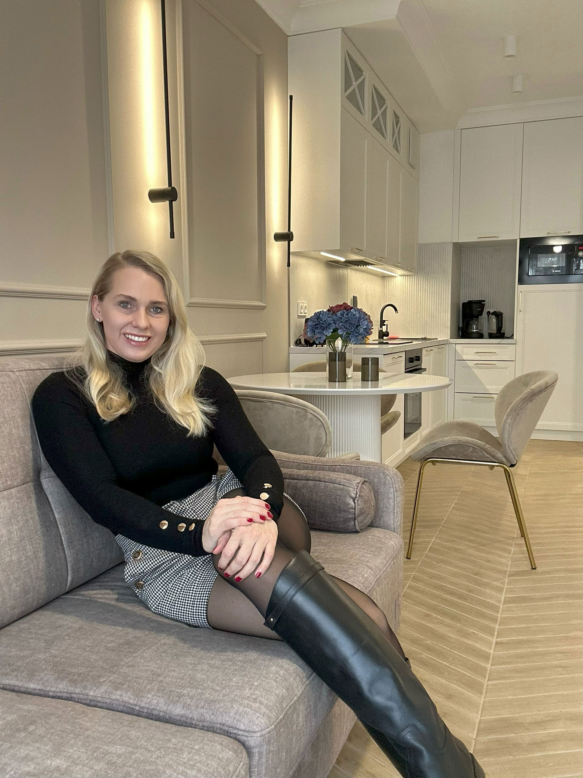 ADA STAROSTKA - ADA STUDIO 8